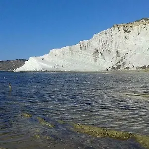 Bluoltremare Realmonte